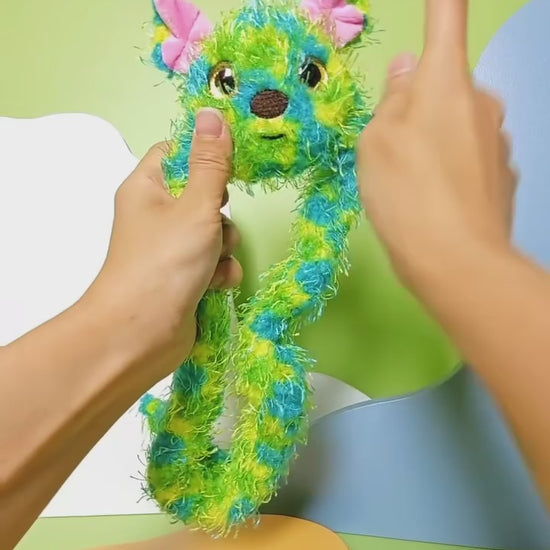Video på Tangle Furry Friends i olika djurdesigner. Perfekt för lugn och taktil stimulans vid NPF.