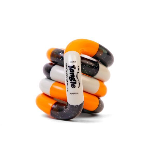 Fidget-leksak med en kombination av svarta, vita och orange nyanser. Elegant och rogivande.